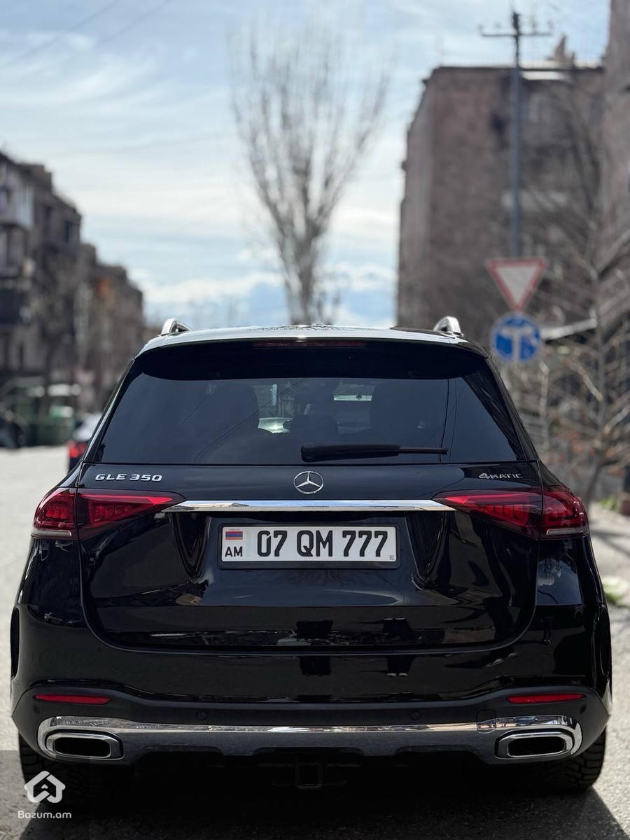 Mercedes Benz - image 21