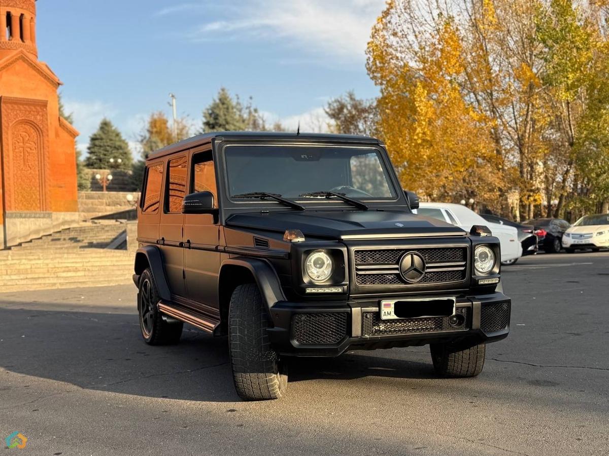 Mercedes Benz G500 - image 2