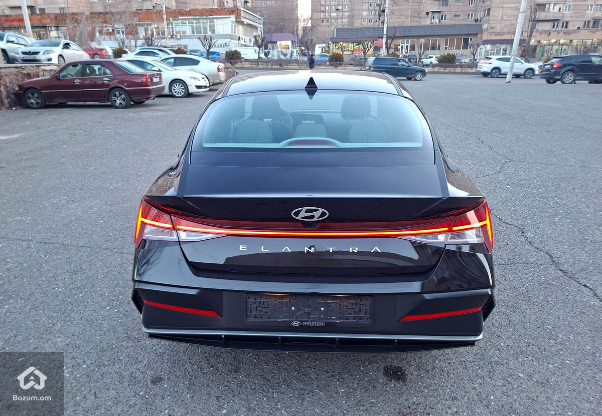 Hyundai Elantra 2025 - image 6