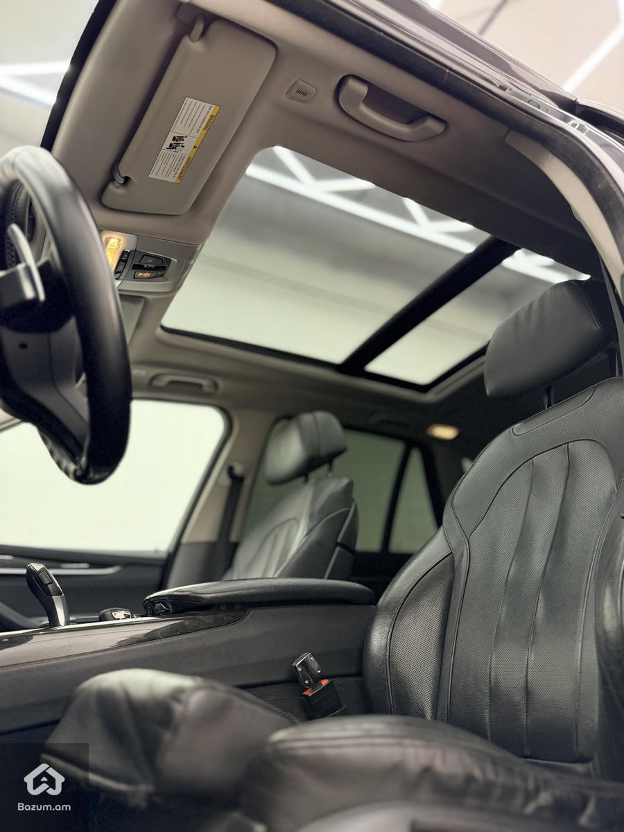 BMW X5 - image 9