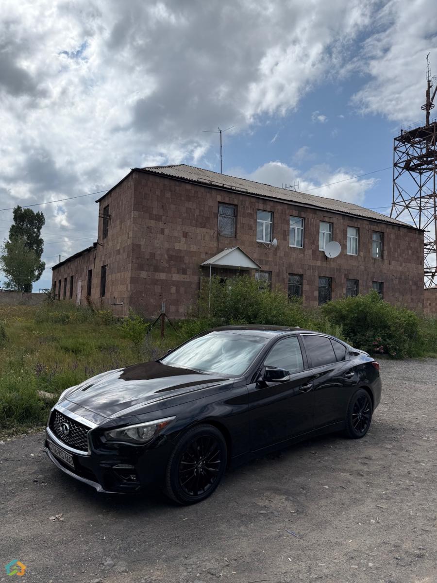 Infiniti Q50 Luxe - image 4