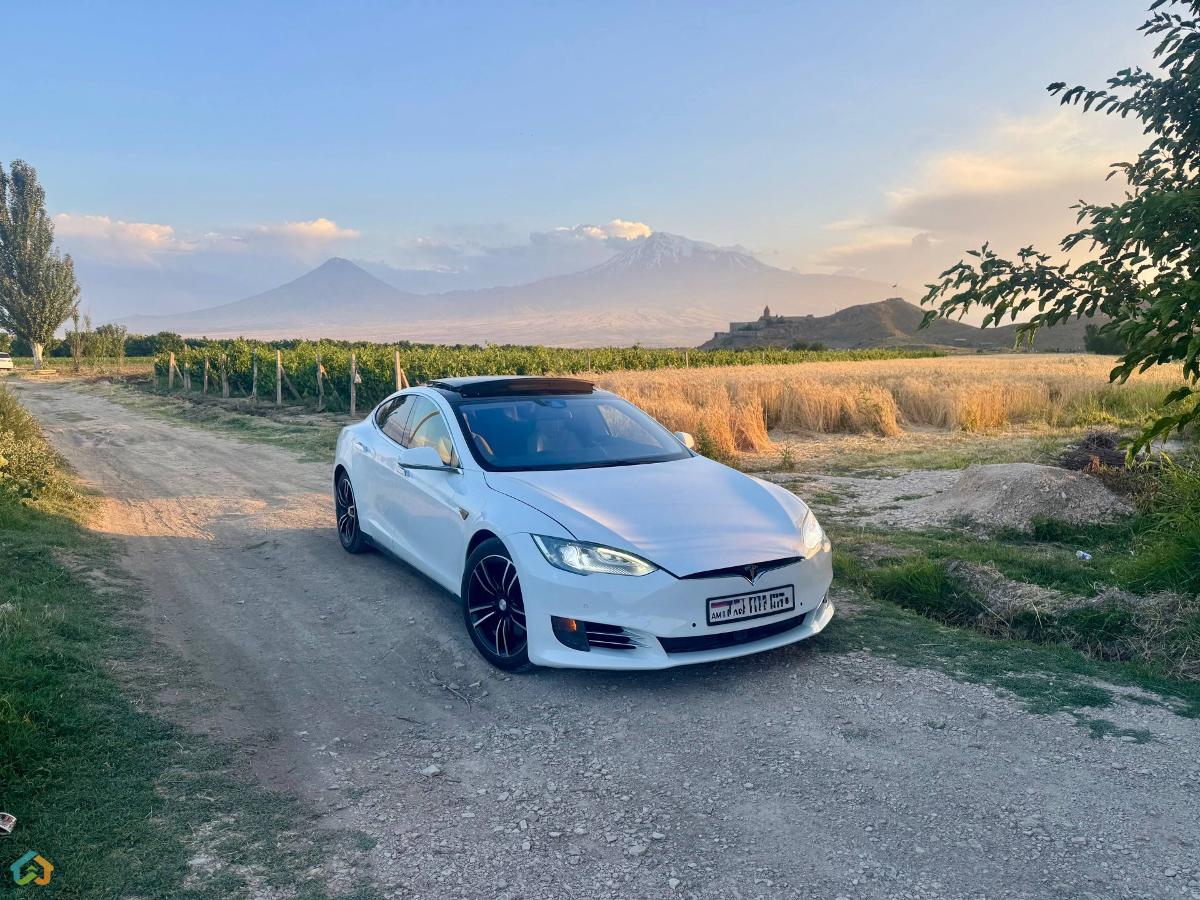 Tesla Model S 2015 70D - image 6