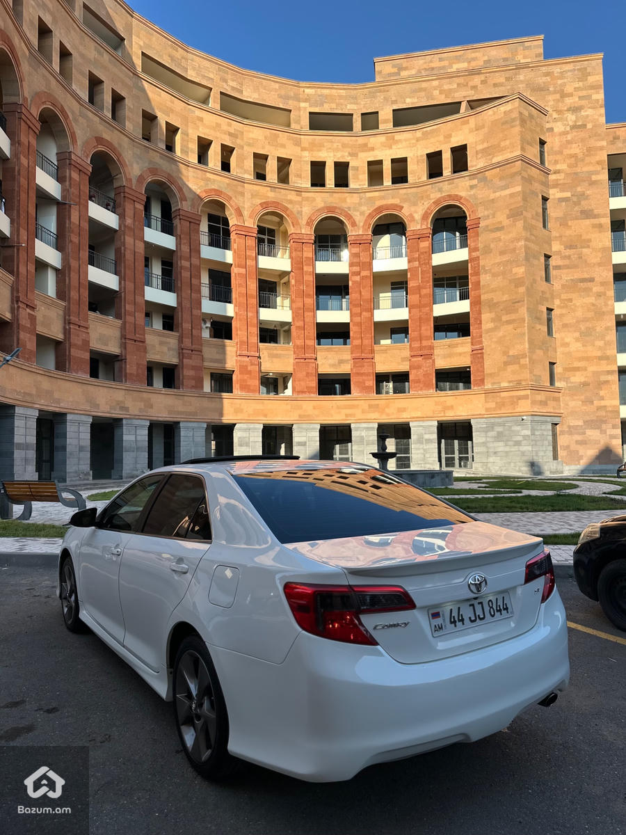 Toyota camry v50 - image 4