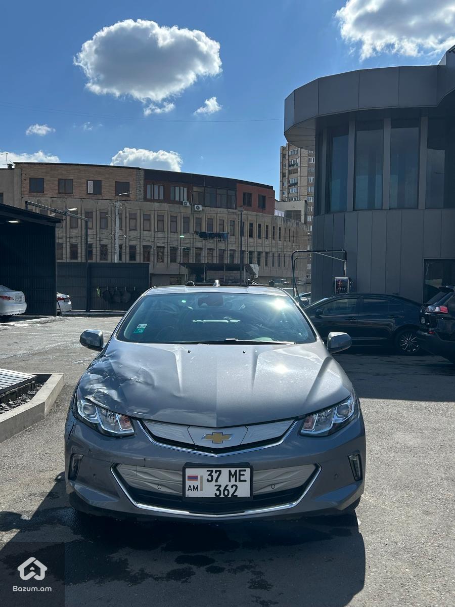 Chevrolet volt 2018 premier+ - image 2