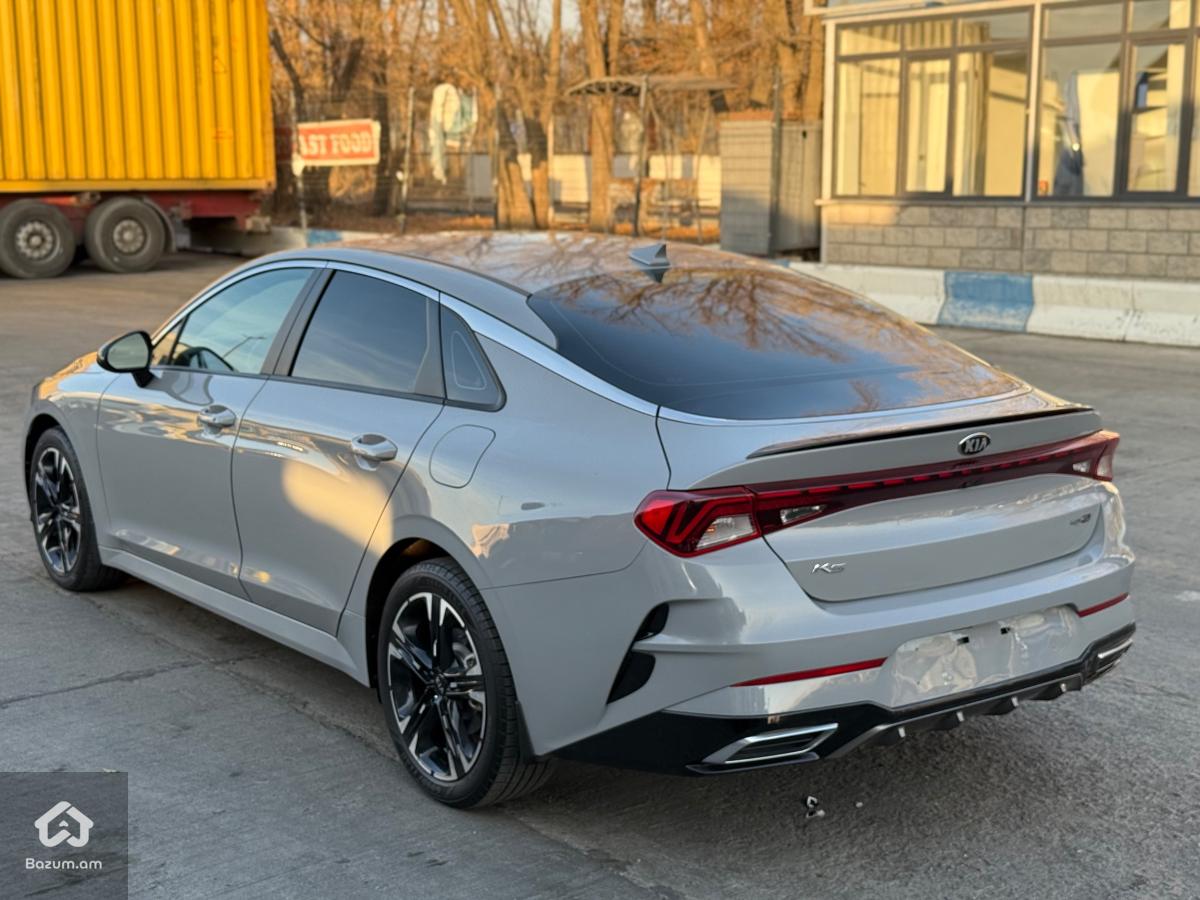 KIA K5 GT LINE - image 10