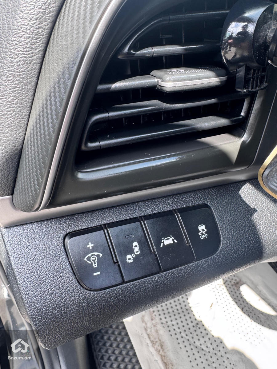 Hyundai elantra 2019 - image 10