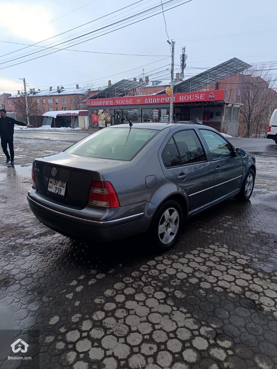 Volkswagen - image 2