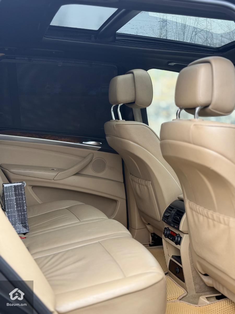 BMW X5 E70 - image 8