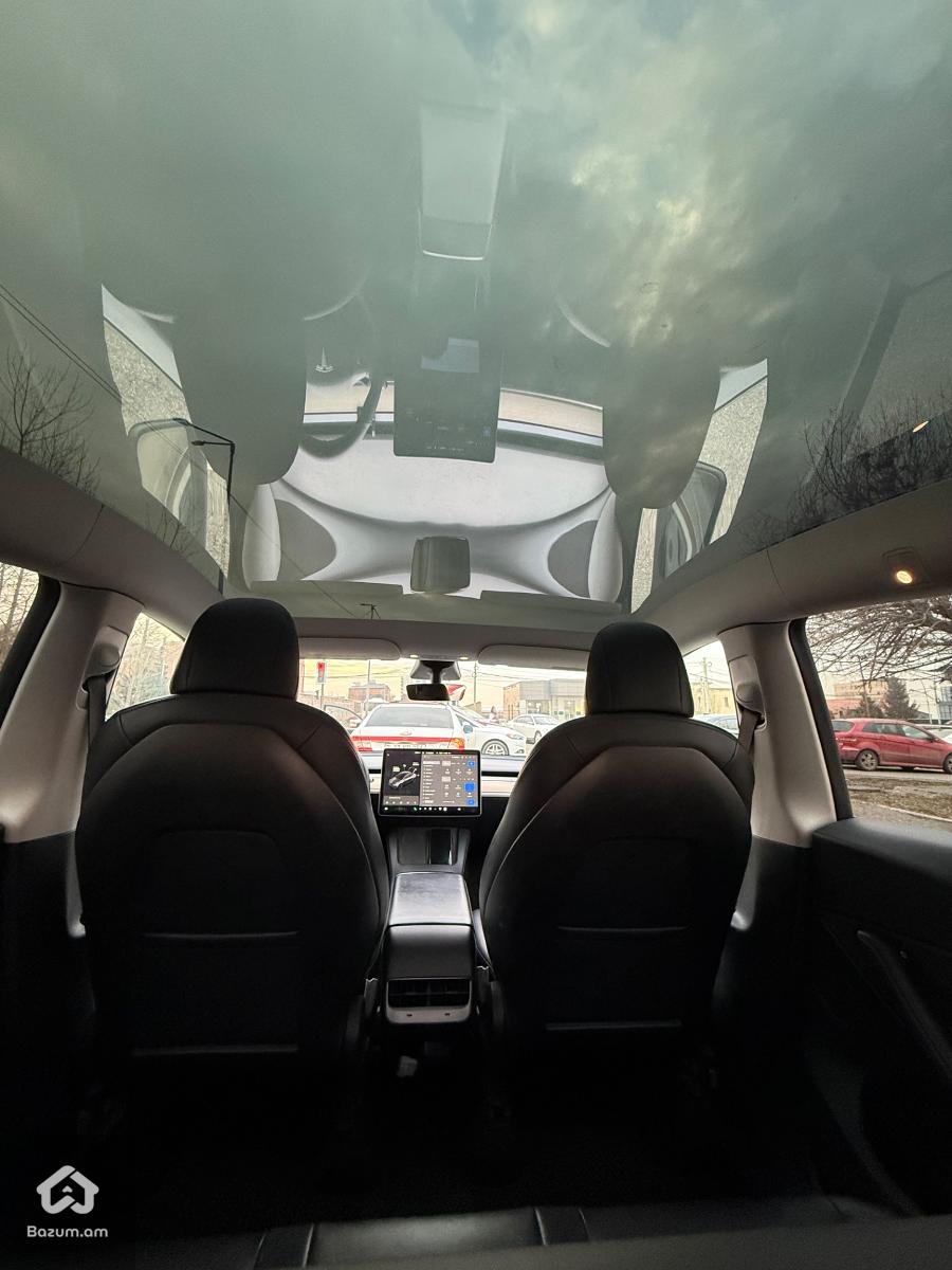 Tesla Model Y - image 9