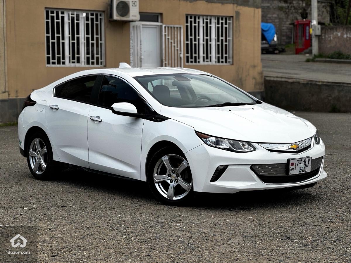 chevrolet Volt 2 - image 7
