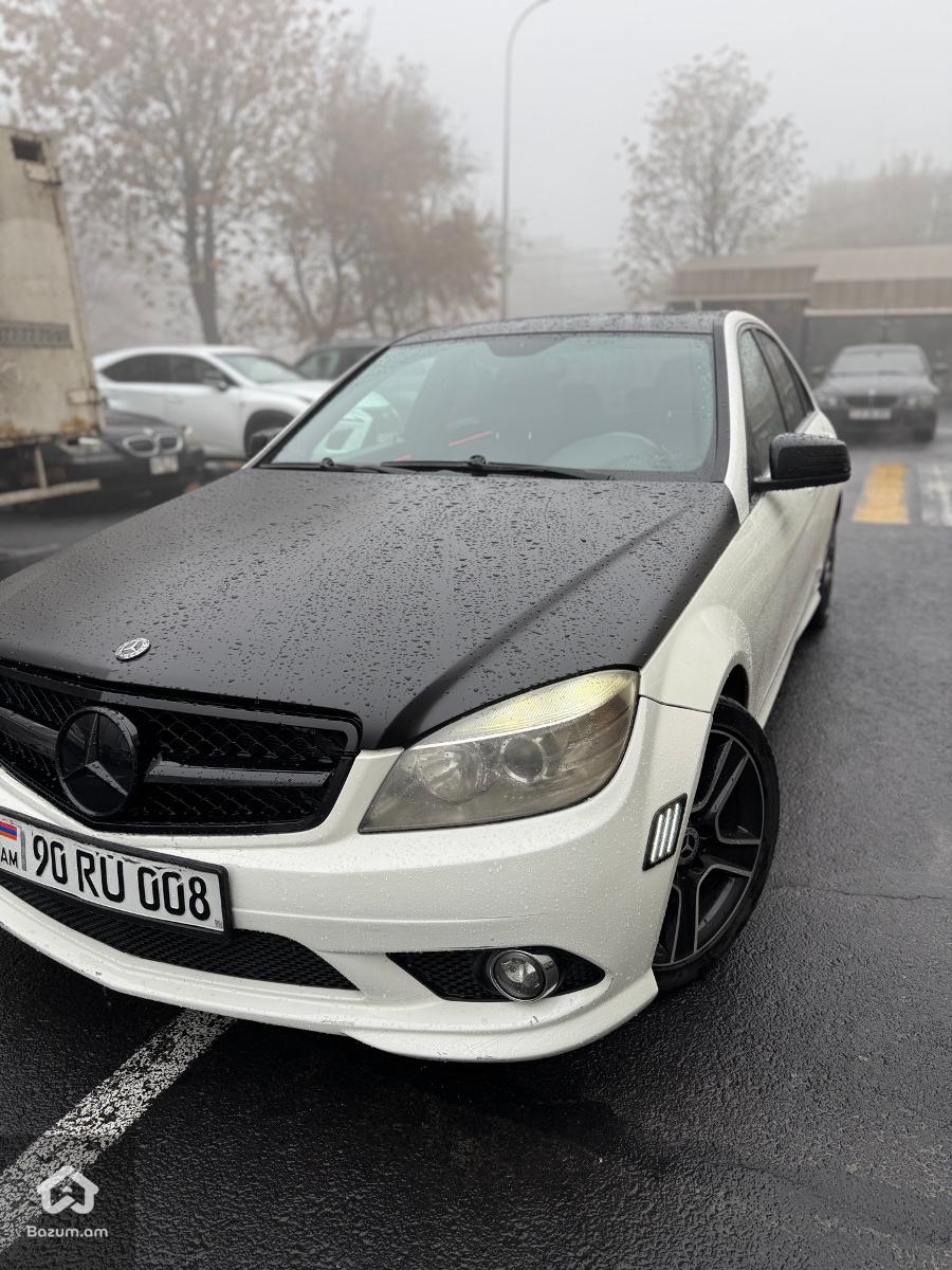 mercedes benz c300 w204 - image 11
