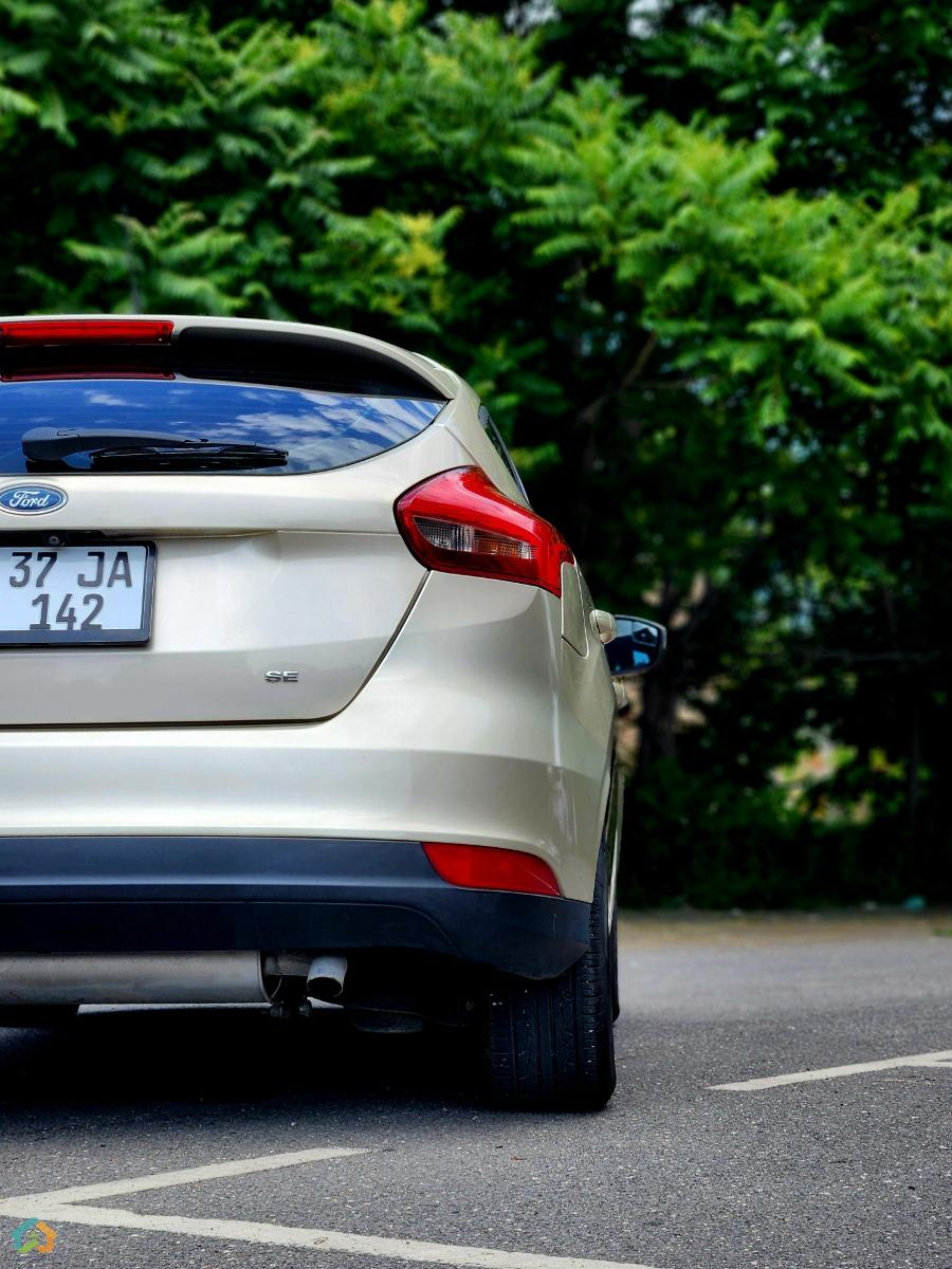 Ford focus - image 15