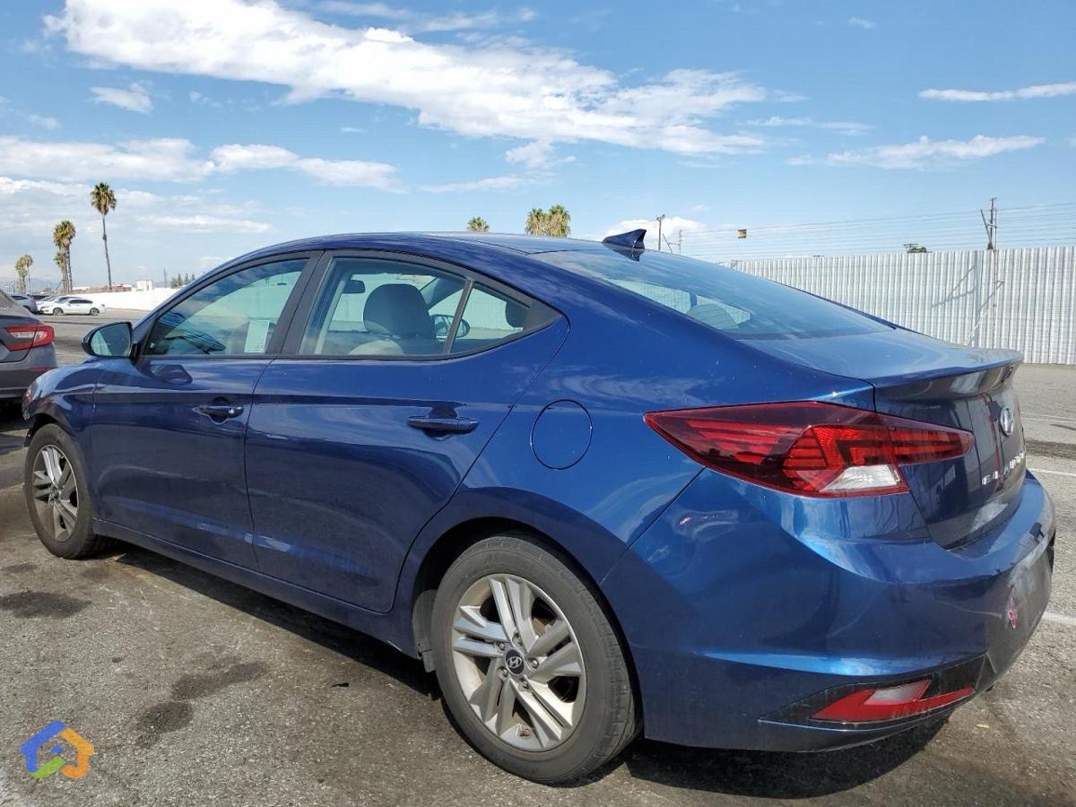 Hyundai Elantra Sel - image 1