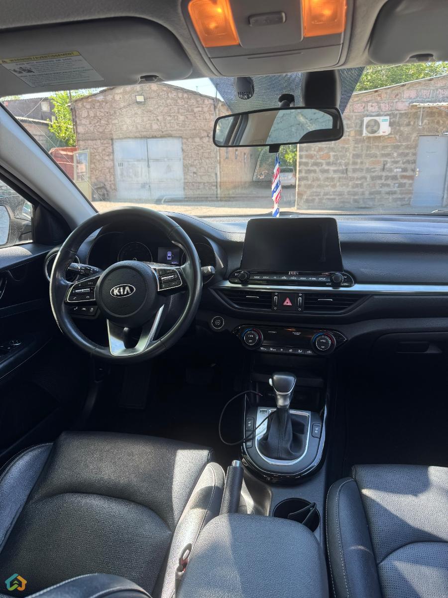 Kia Forte EX - image 11