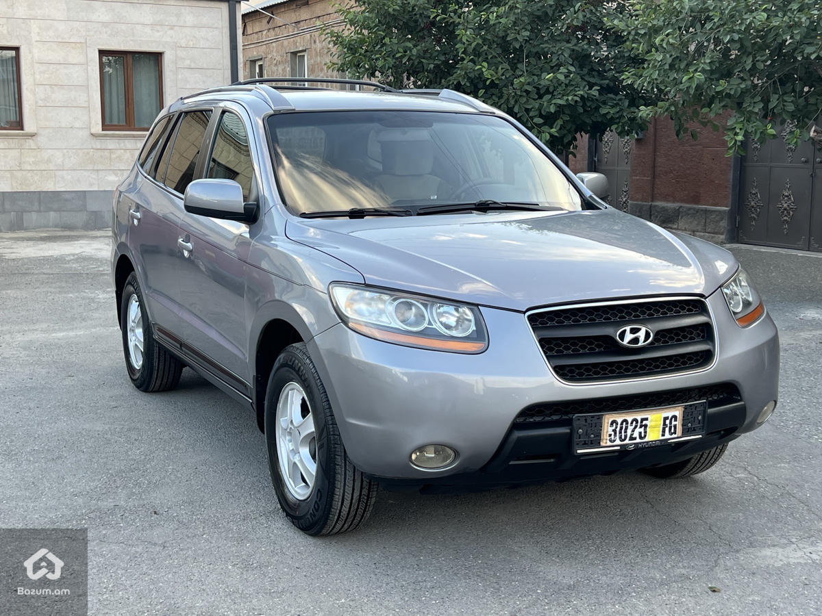 Hyundai SantaFe - image 3