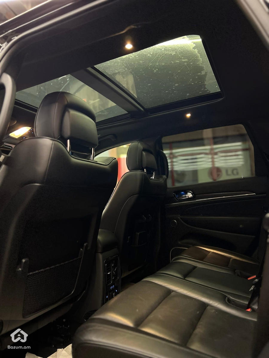 Jeep Grand Cherokee High Altitude - image 11
