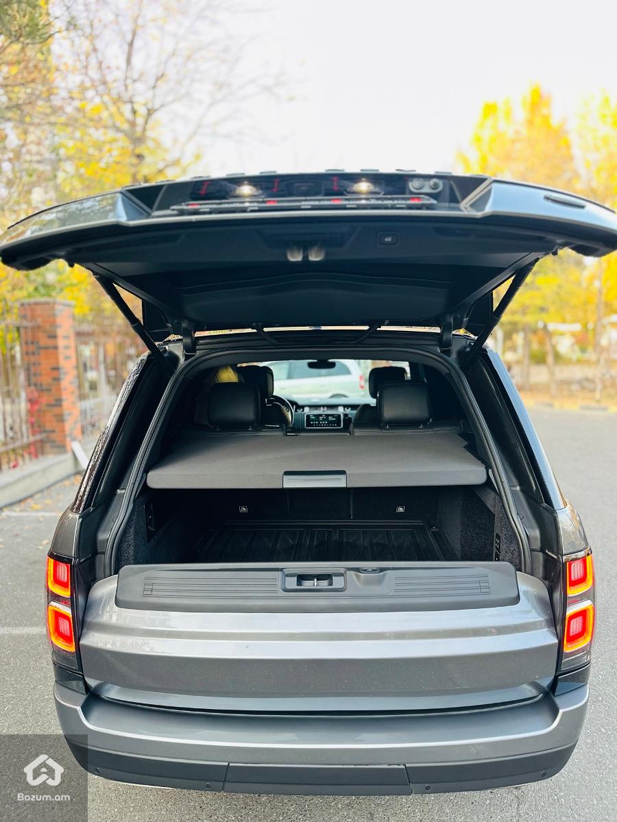 Range Rover Vogue HSE - image 7