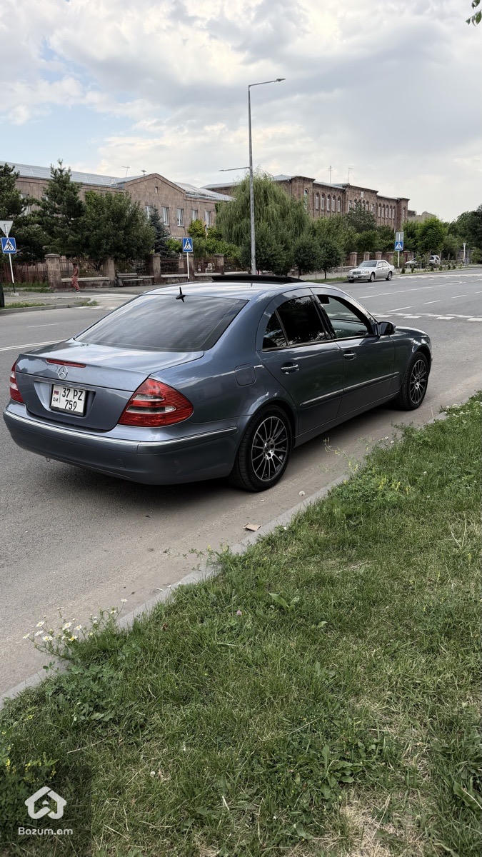 mercedes w211 - image 7