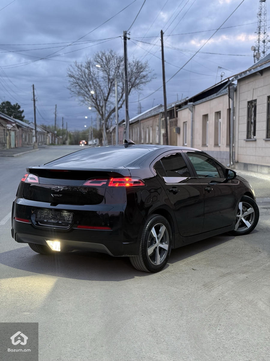 Chevrolet Volt - image 5