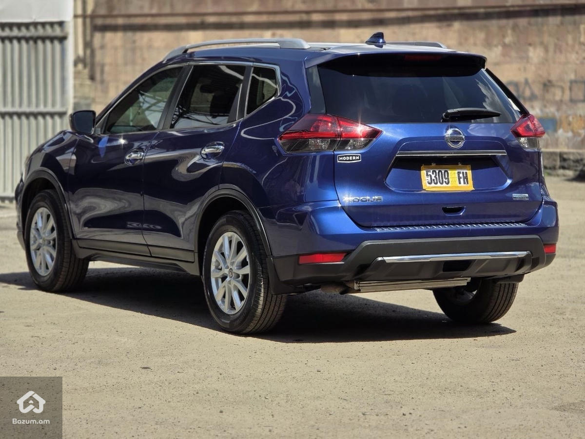 Nissan Rogue  - image 5