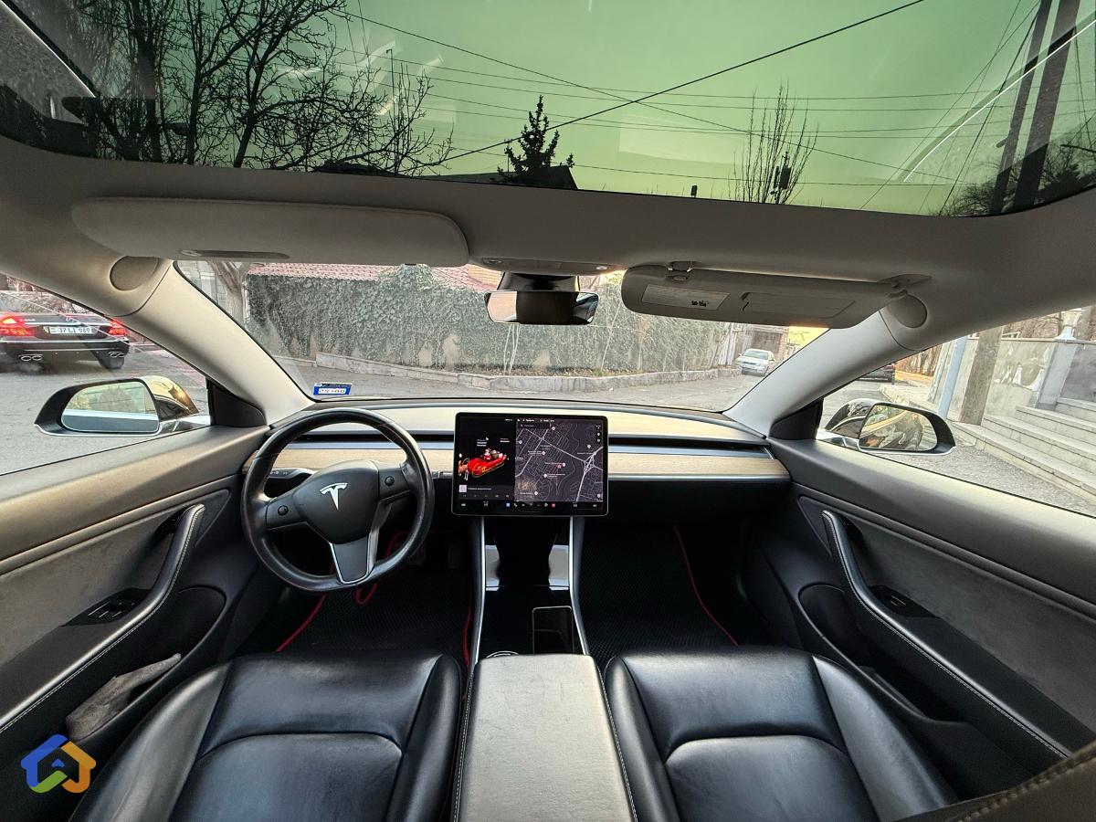 TESLA MODEL 3 SR+ - image 6