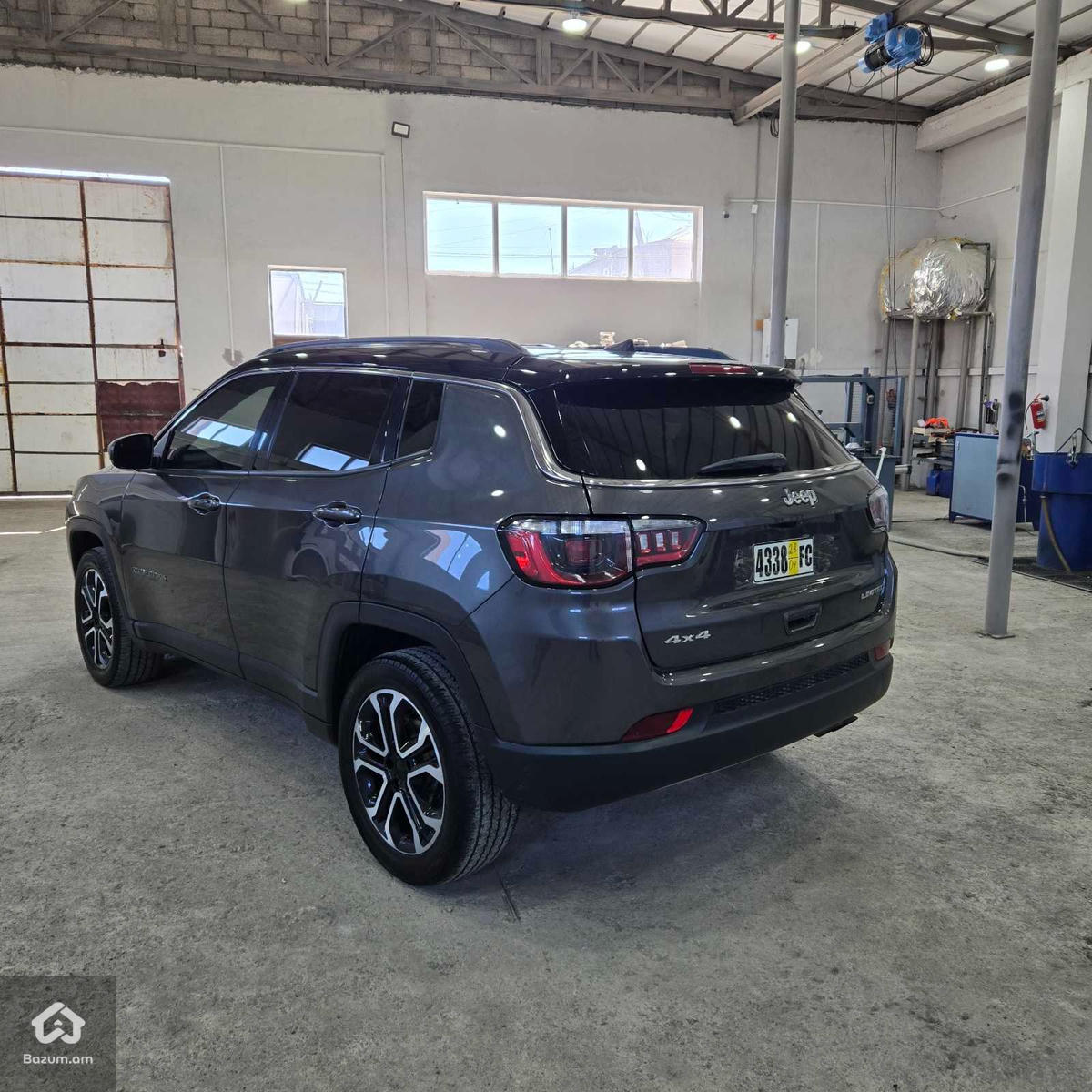 Jeep Compass - image 7