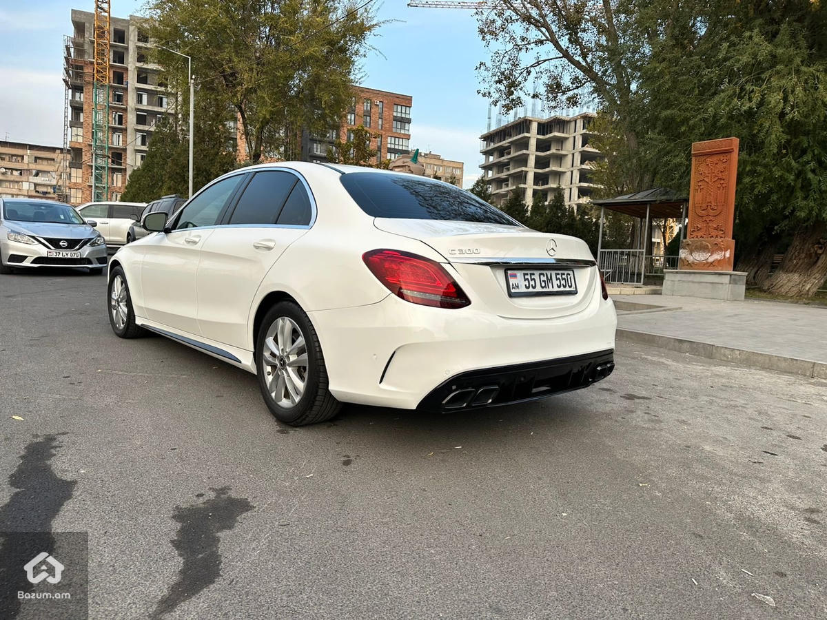 Mercedes C300  - image 5