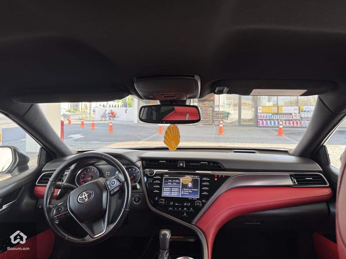 Toyota - image 11