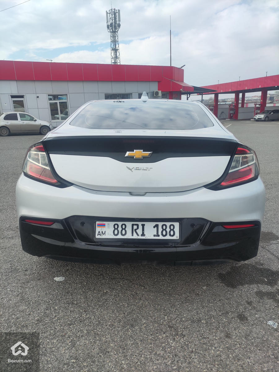 Chevrolet Volt 2  - image 4