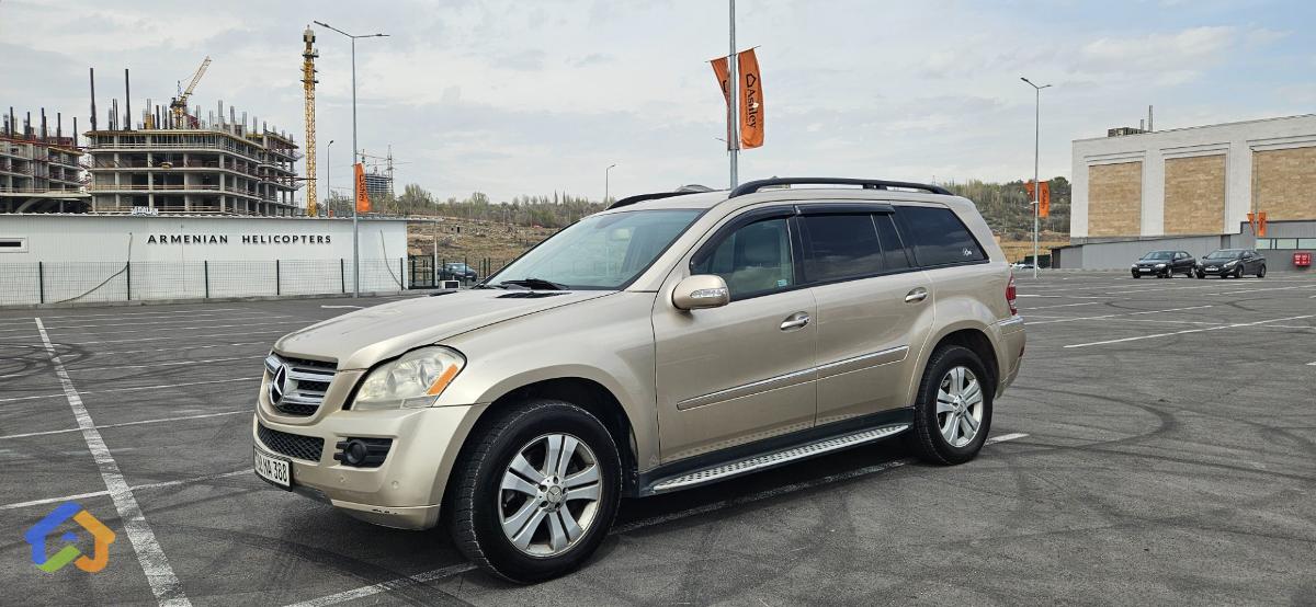 Mercedes benz GL450 - image 4