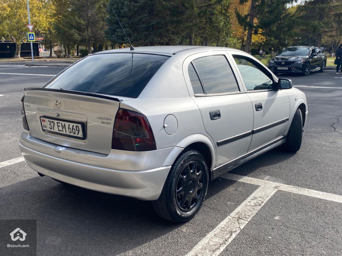 Opel Astra G - image 2