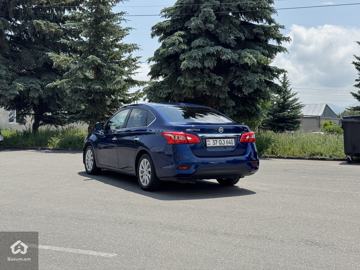 Nissan Sentra SV  - image 22
