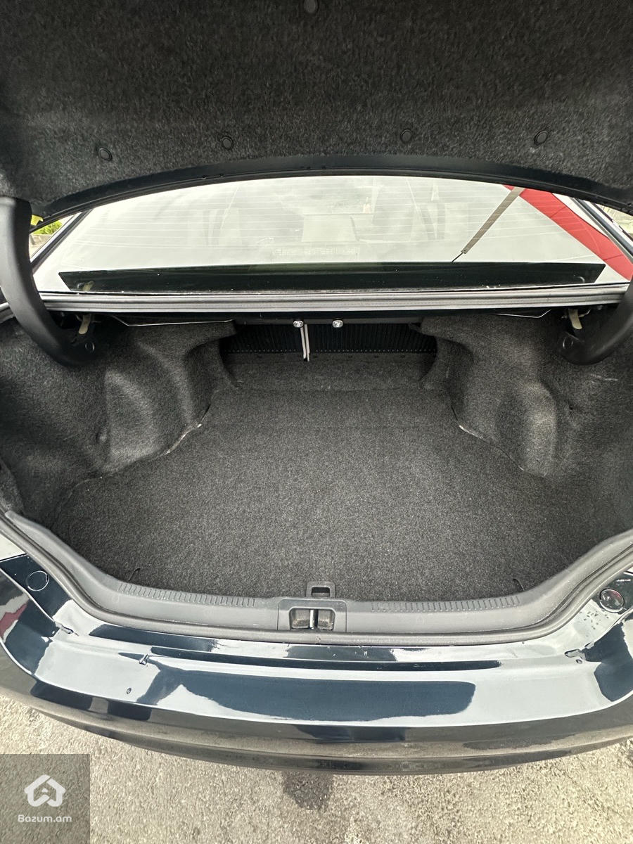 Camry - image 8