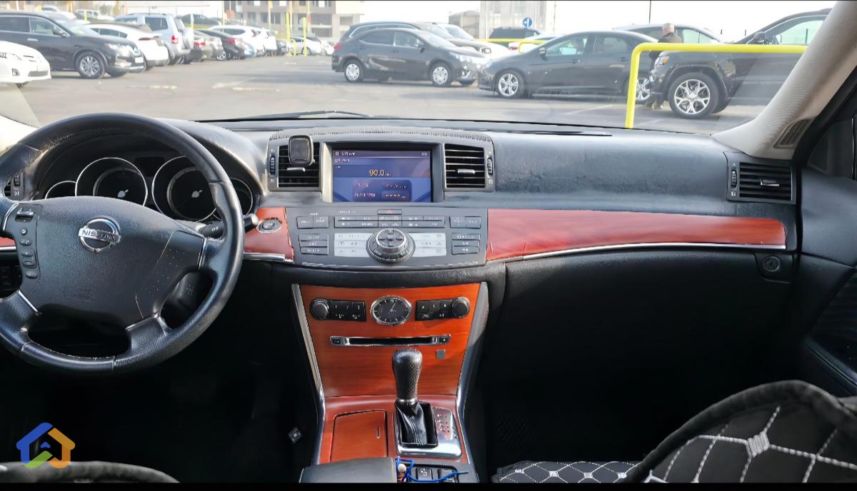 Nissan Fuga - image 10