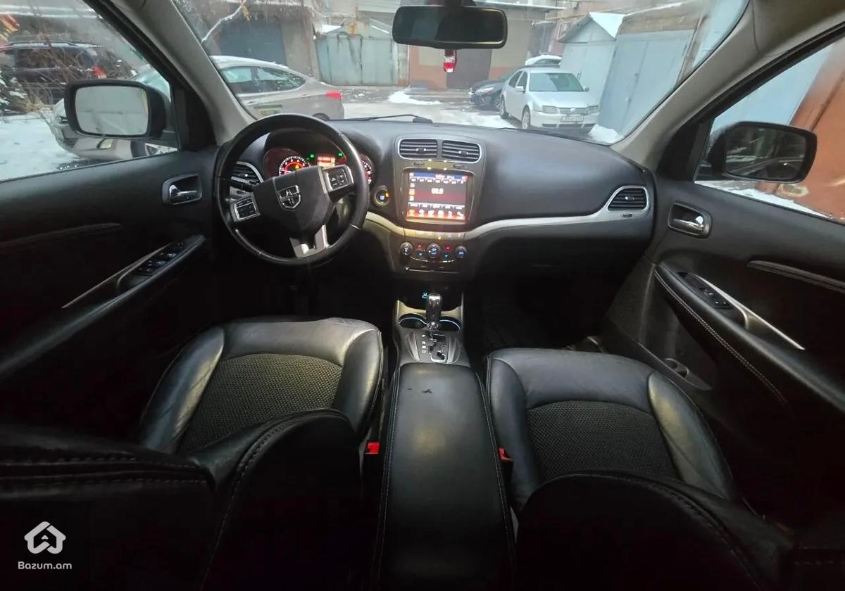 Dodge Journey Crossroad  - image 7