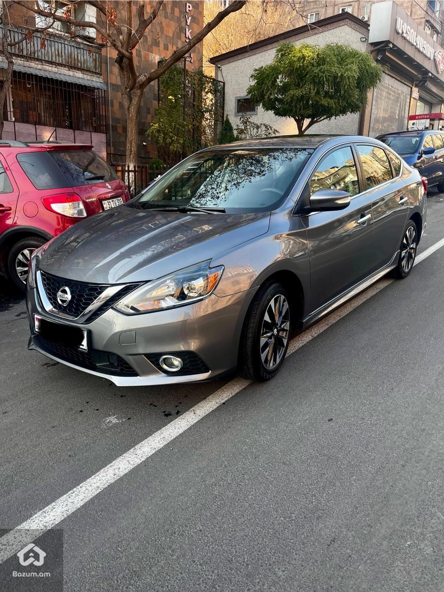 Nissan Sentra - image 1