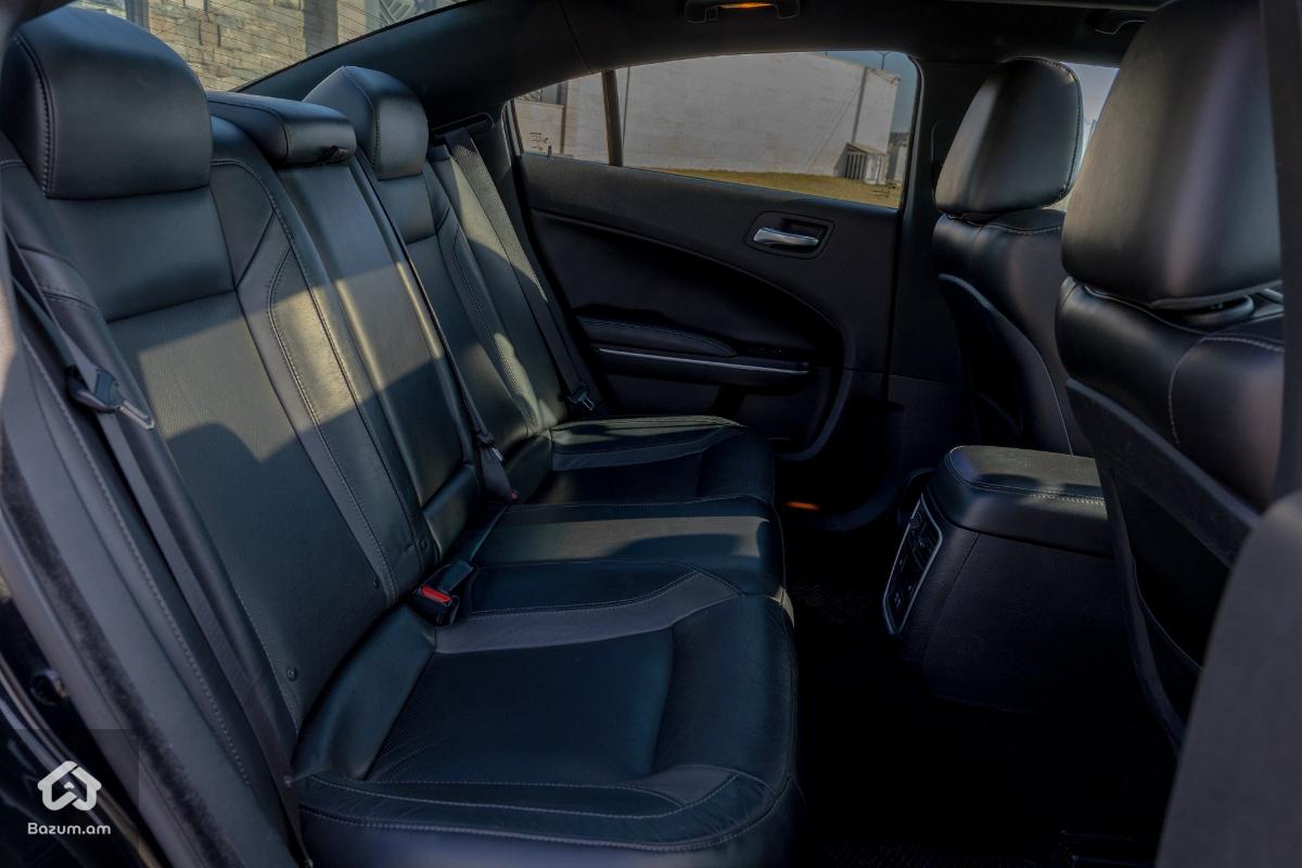 Charger 3.6 sxt - image 7