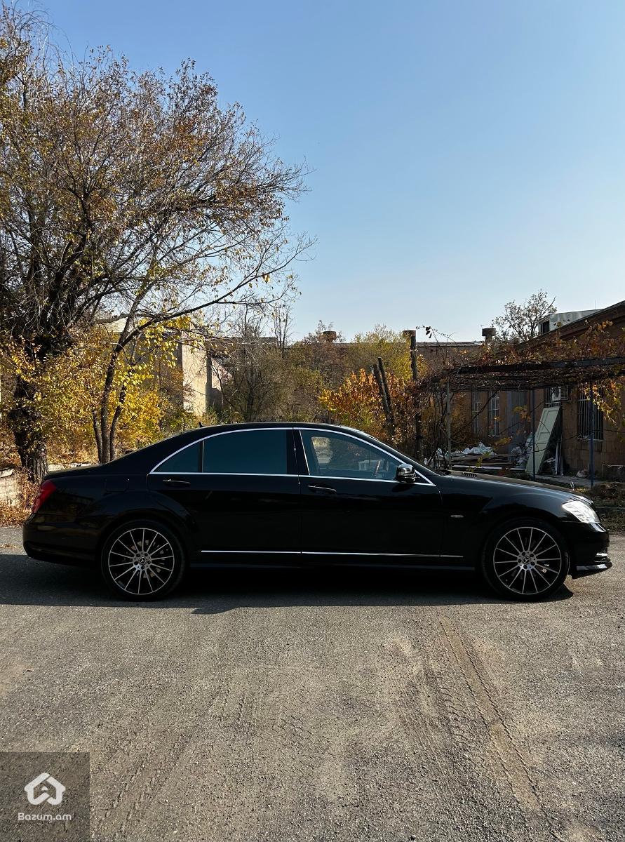 Merdedes Benz S500 W221 - image 6