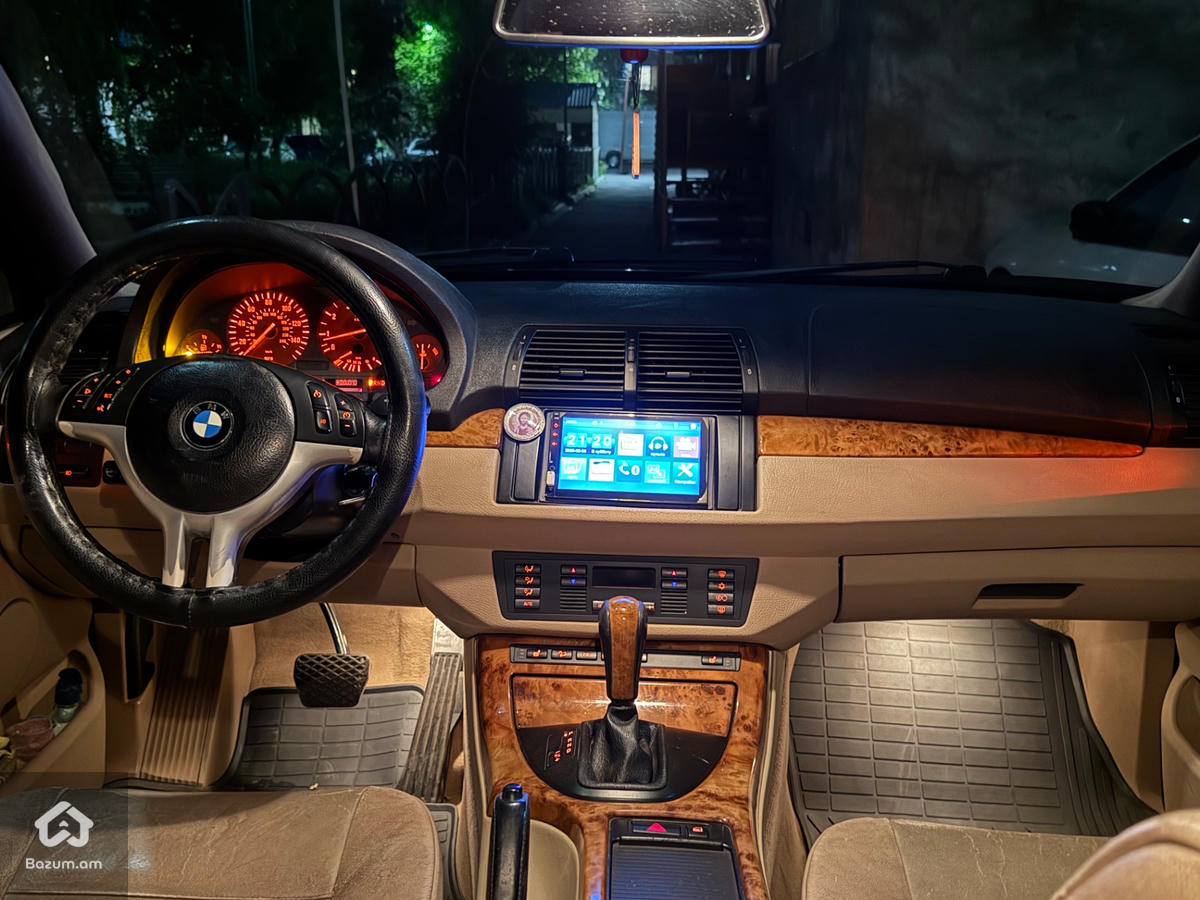 BMW X5 - image 14
