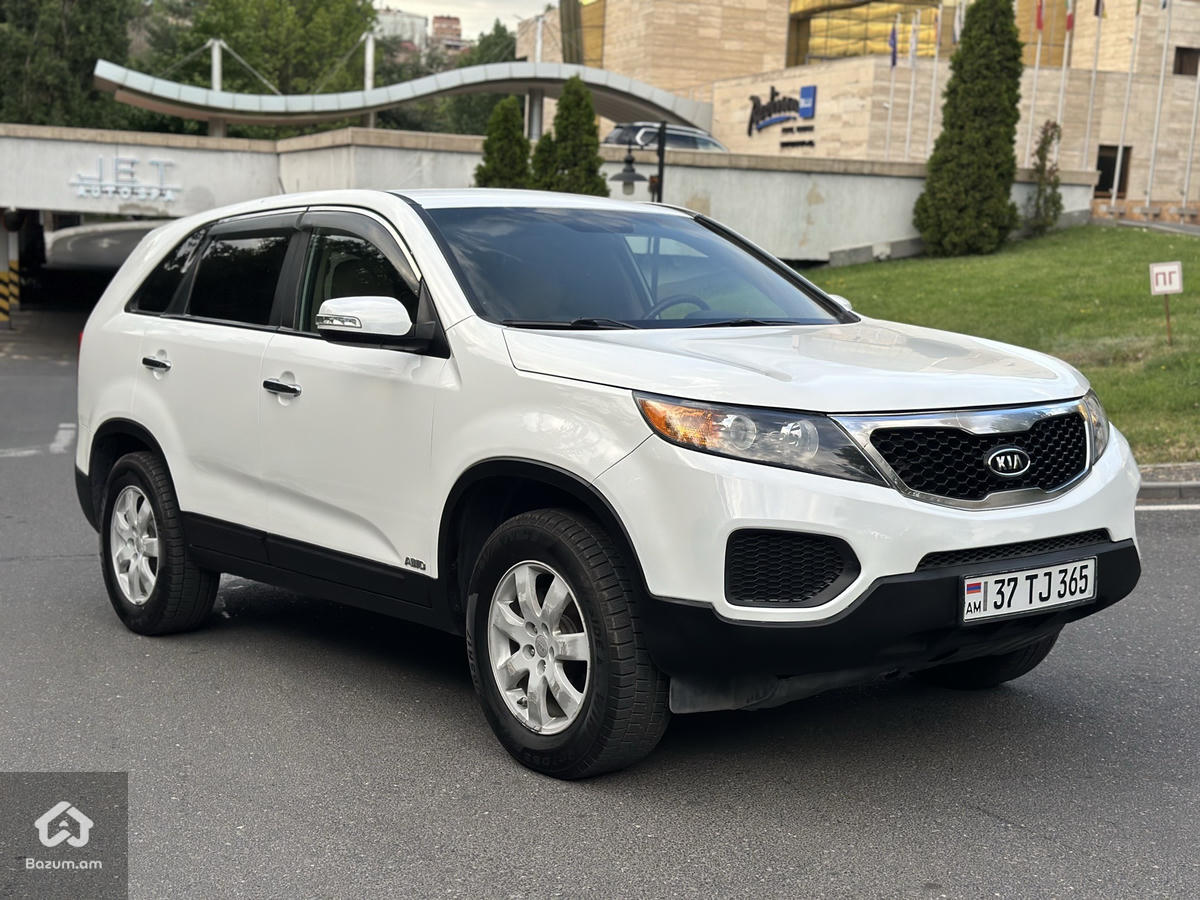 kia Sorento - image 3