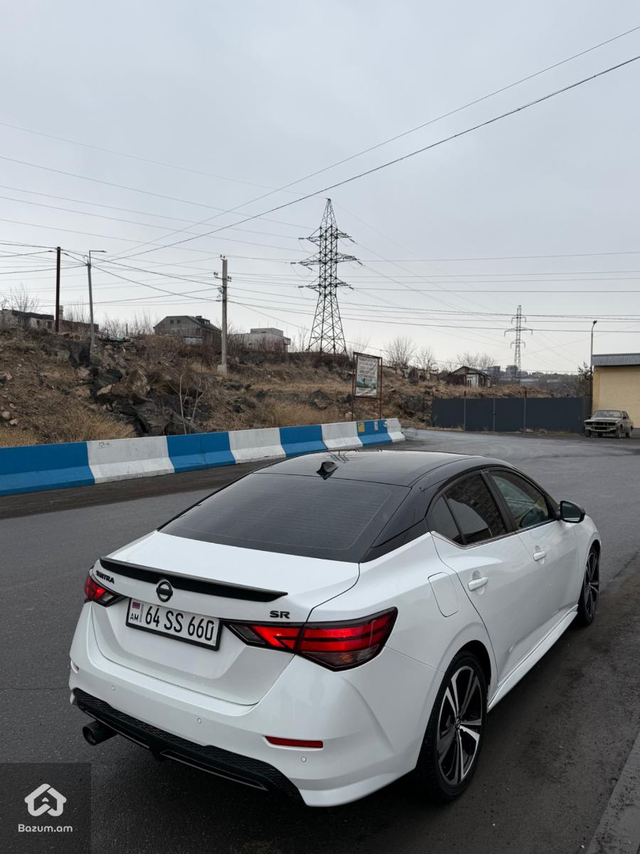 Nissan Sentra SR - image 13