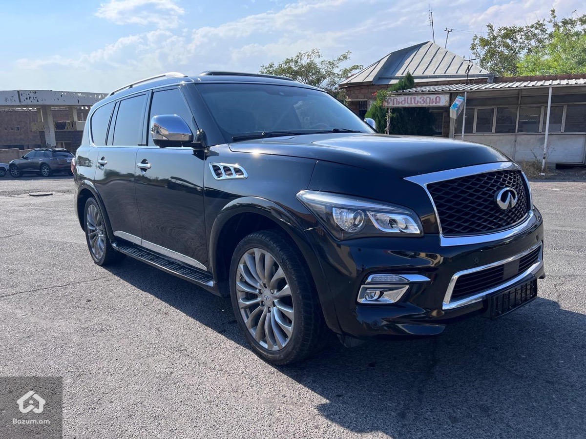 Infiniti QX80 - image 2