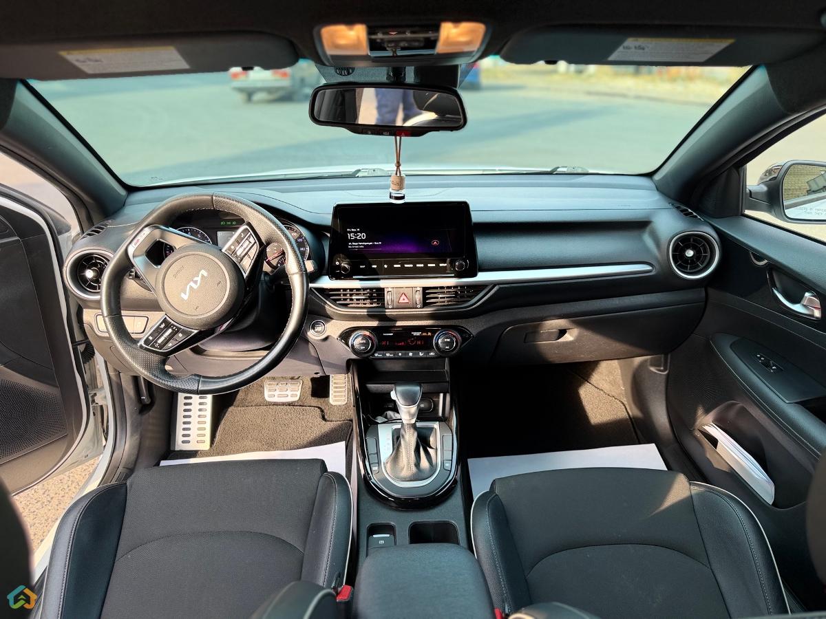 Kia Forte Gt-line - image 14