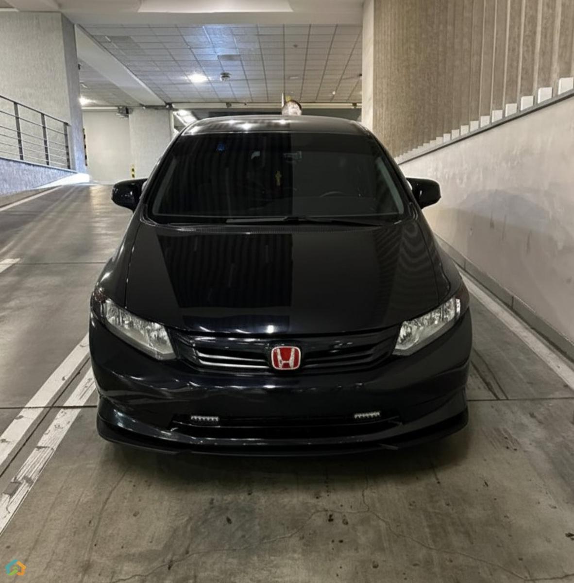 Honda civic - image 4