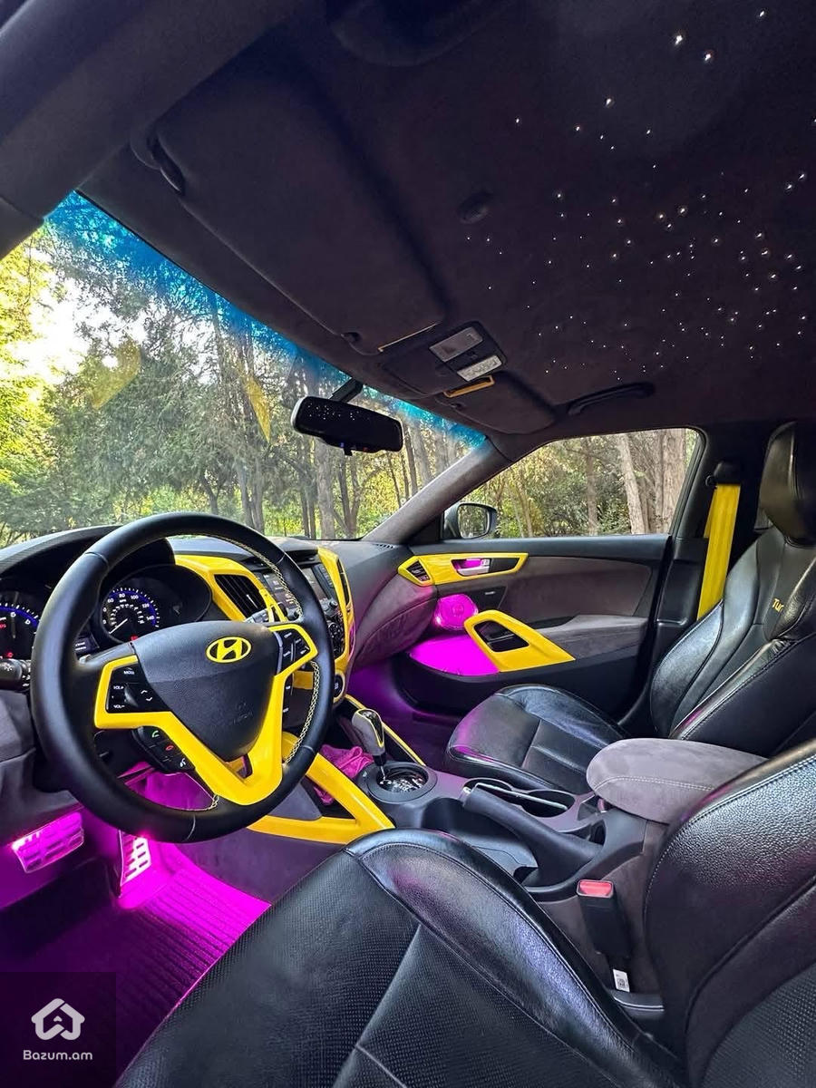 HYUNDAI VELOSTER - image 6