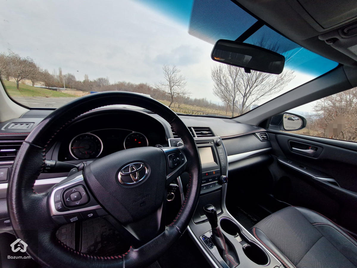 Toyota Camry 2016 SE - բենզին, սպիտակ գույն - image 12