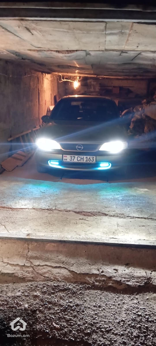 OPEL VECTRA B - image 10