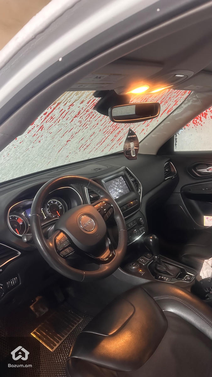 Jeep  Cherokee 4x4 - image 8