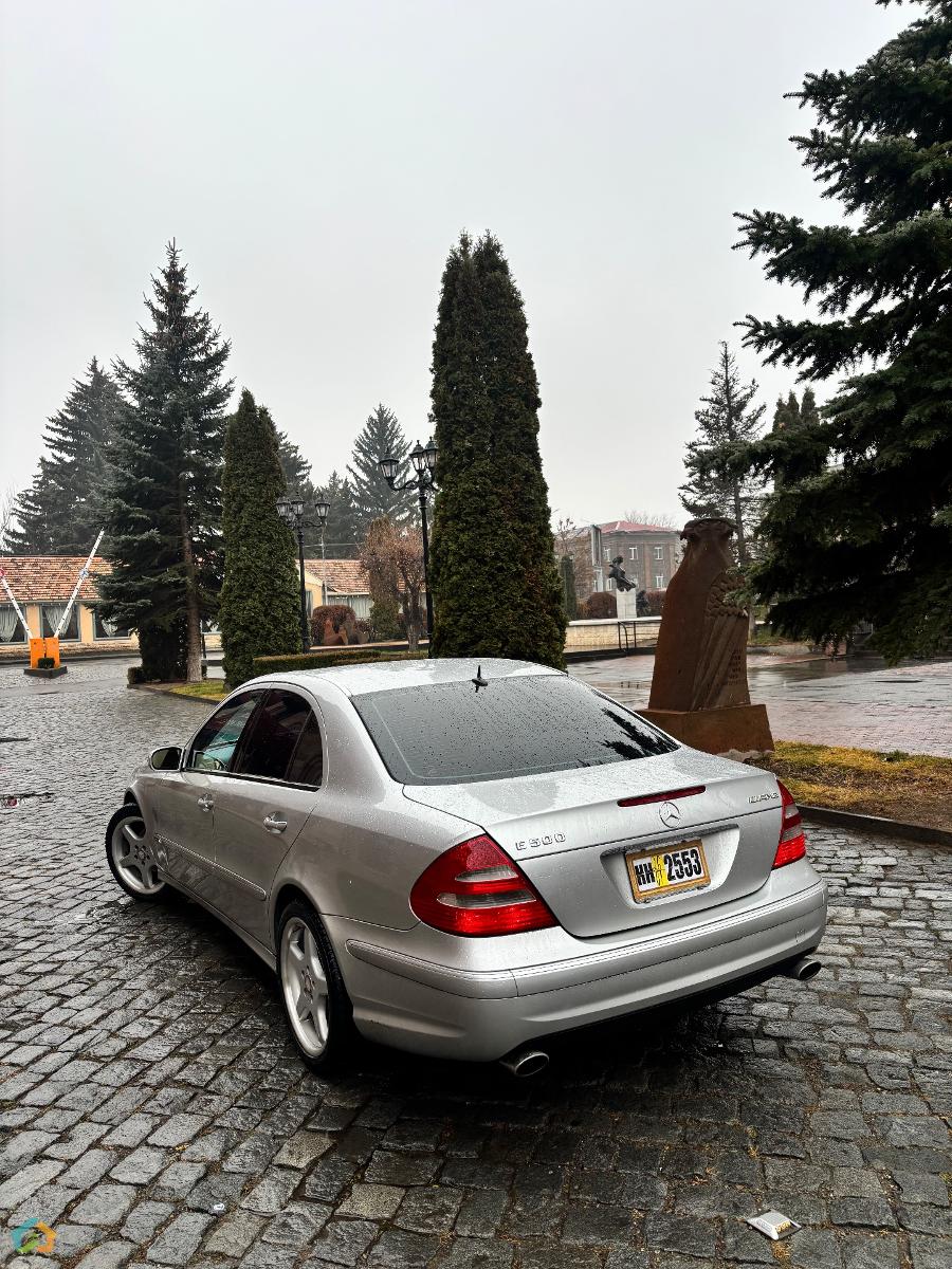 Mercedes benz W211 AMG PAKET - image 4