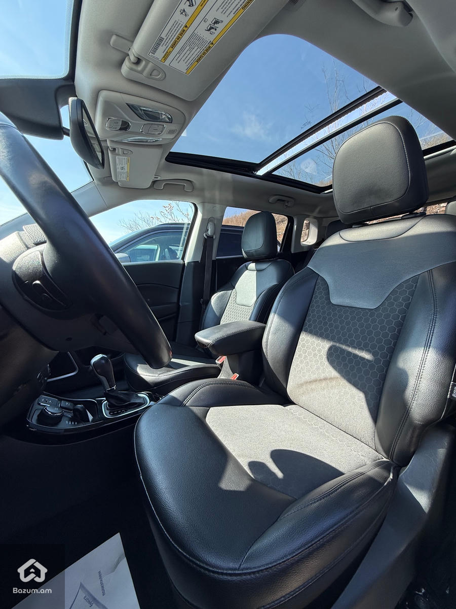 jeep compass - image 28